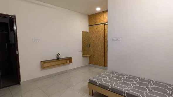 1 BHK Flat for Rent in walkable distance to Manyatha tech park