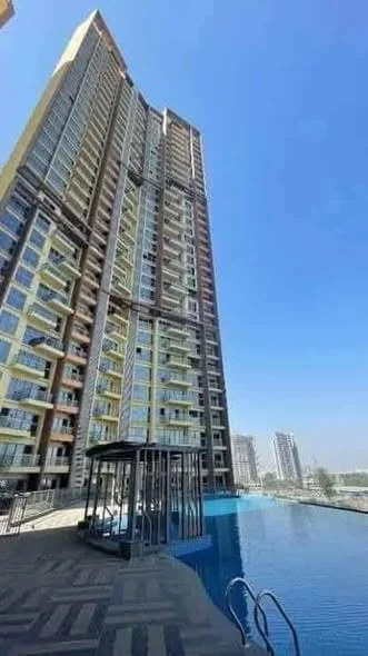 1 BHK Flat for Rent in Amanora Adreno Tower
