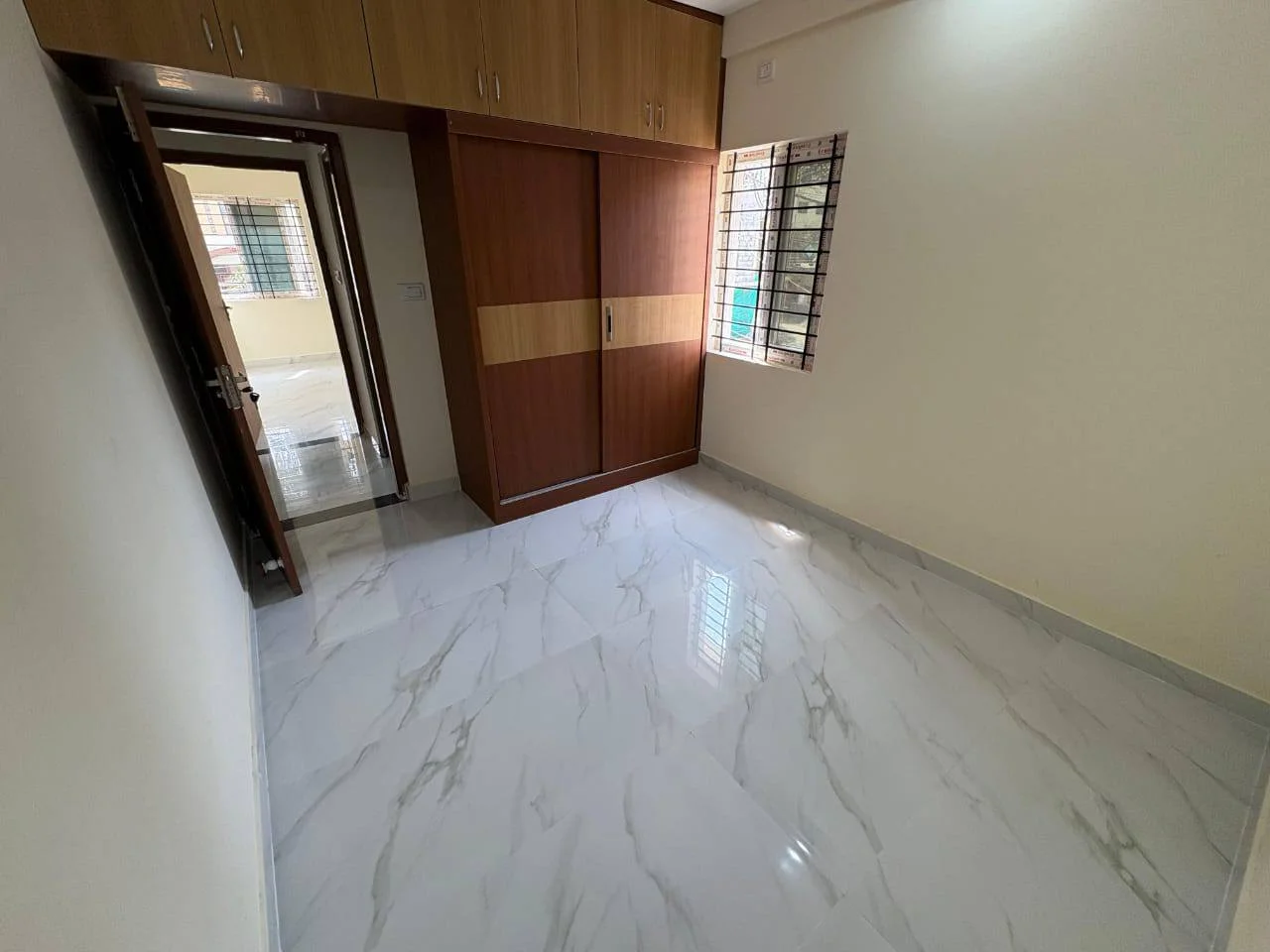 1 BHK Flat for Rent in somasundrapalya Hsr Layout sector 2 Near HSR Layout 2kms