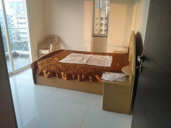 1 BHK Flat for Rent in Behind Amanora Mall