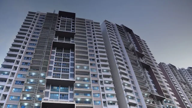 Flat for Rent in Amanora