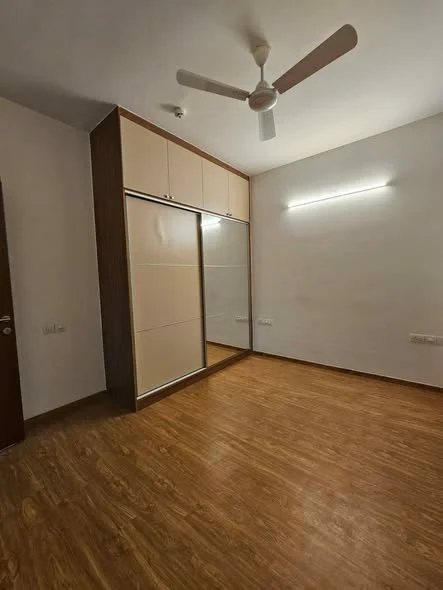 2 BHK Flat for Rent in Varthur main Road nearer to Prestige Lakeside Habitat