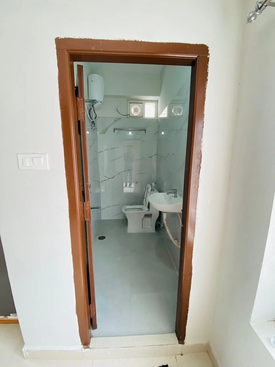 1 BHK Flat for Rent in hi tension road Kondapur