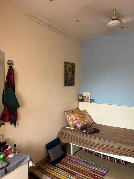 Double Occupancy for Female in Flat for Rent in Yari Road