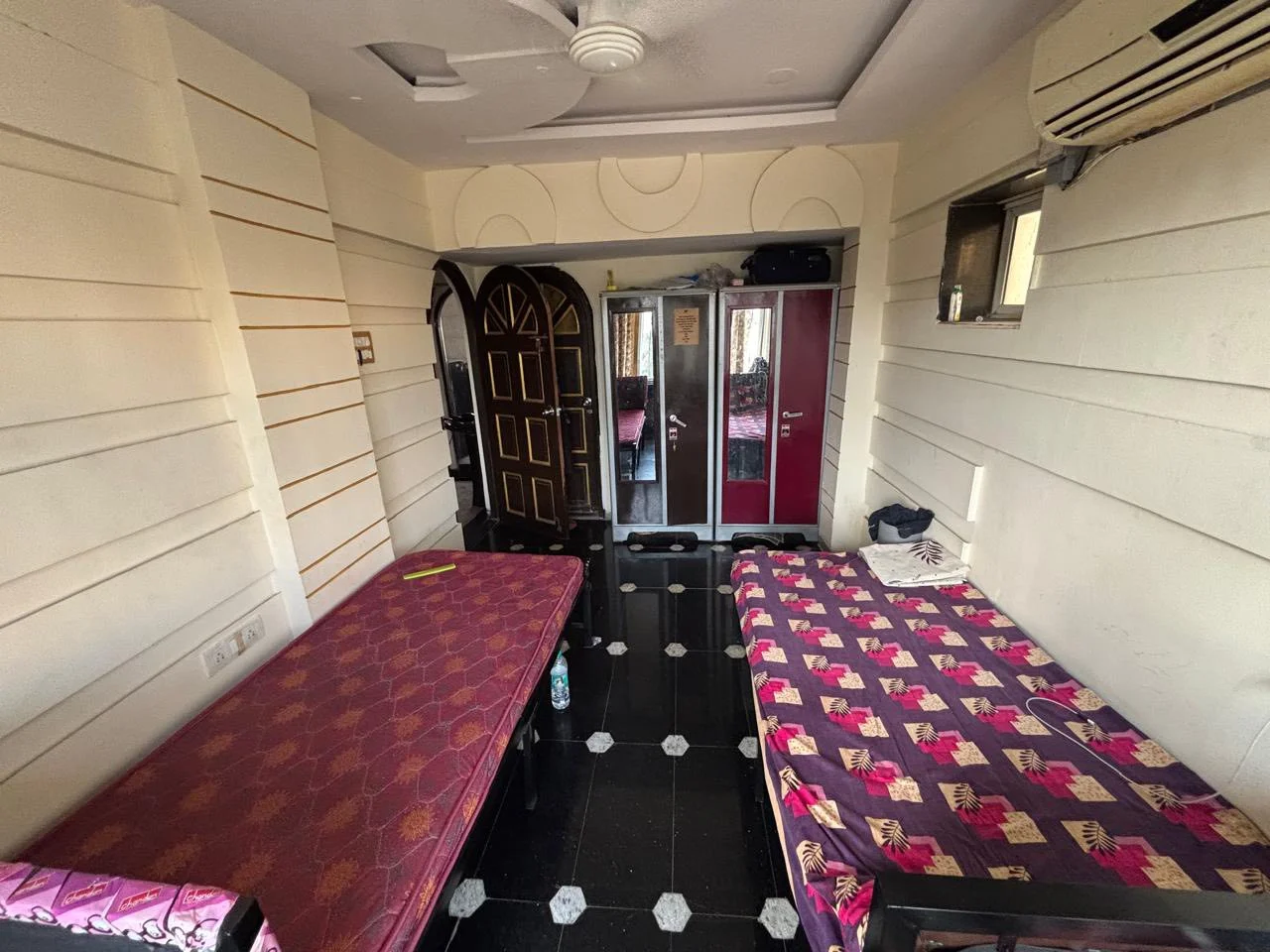 Double Occupancy for Male in 2 BHK Flat for Rent in Marol metro