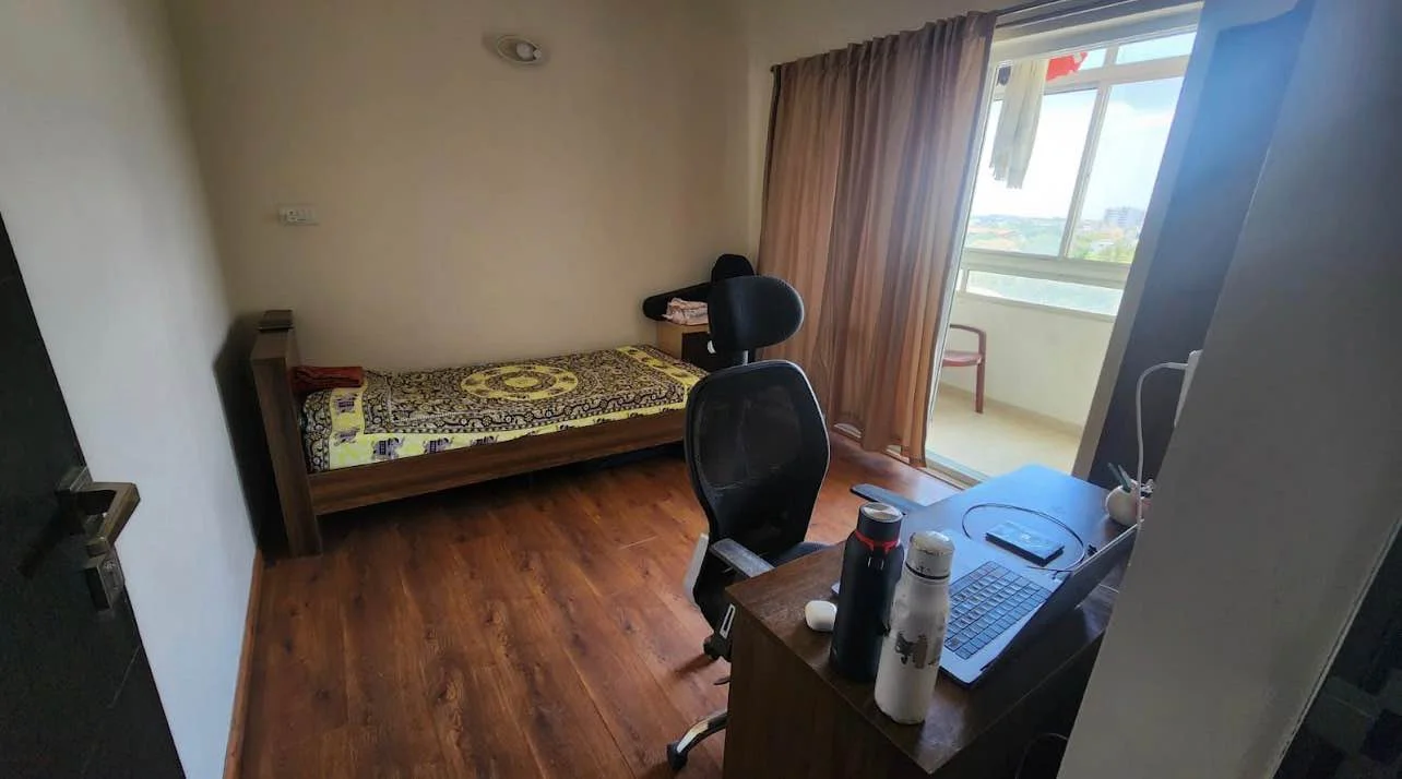 Single Occupancy for Male in 3 BHK Flat for Rent in Mahadevapura