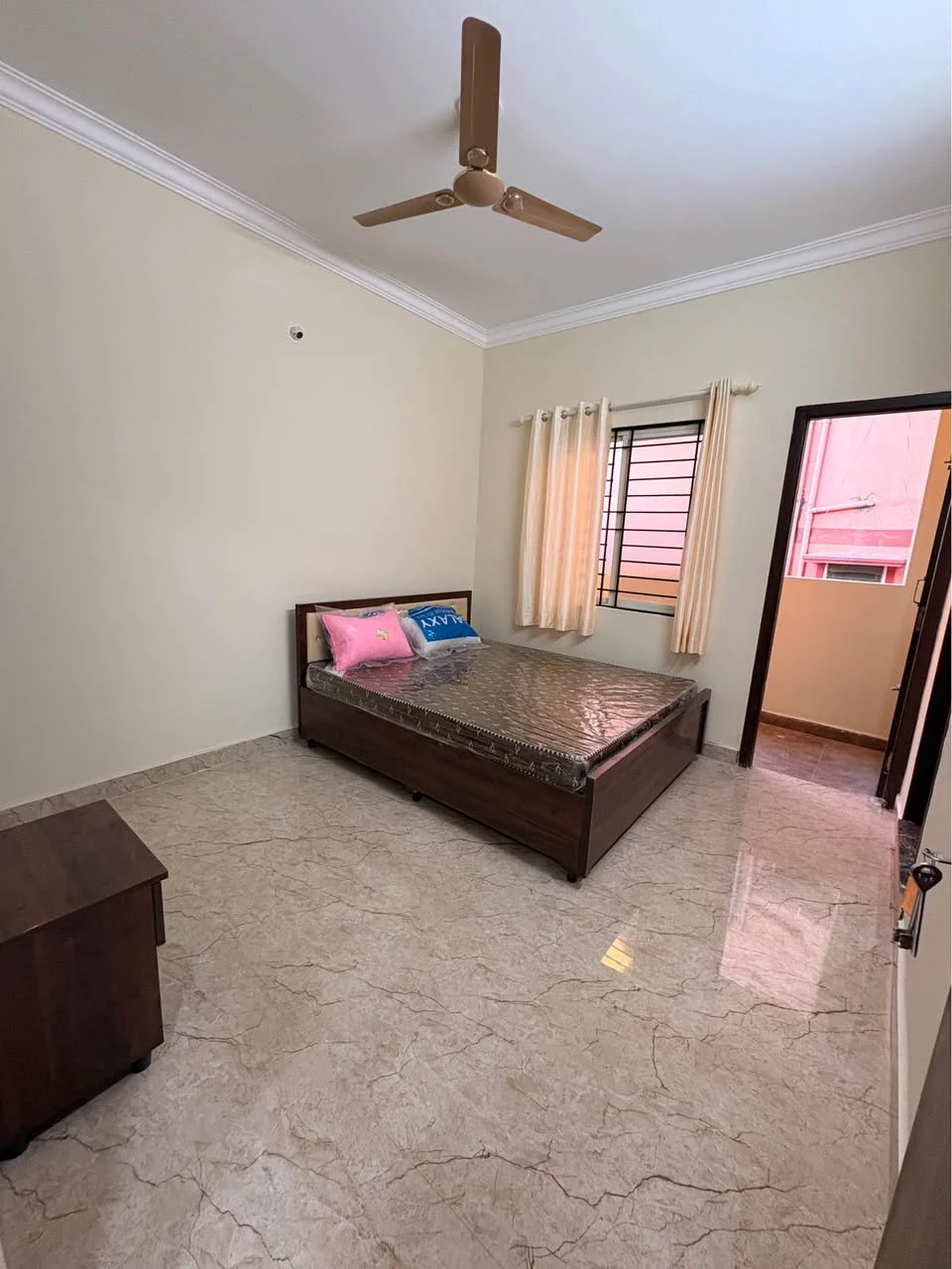 0.5 BHK Flat for Rent in Christ University