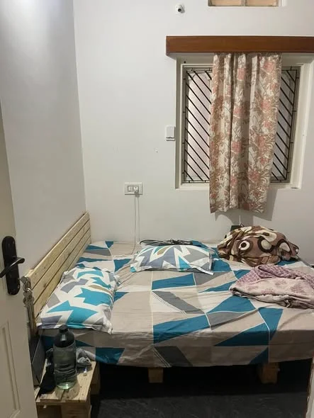 Single Occupancy for Male in 1 BHK Flat for Rent in CV Raman nagar