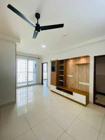 1 BHK Flat for Rent in Paradise Tower