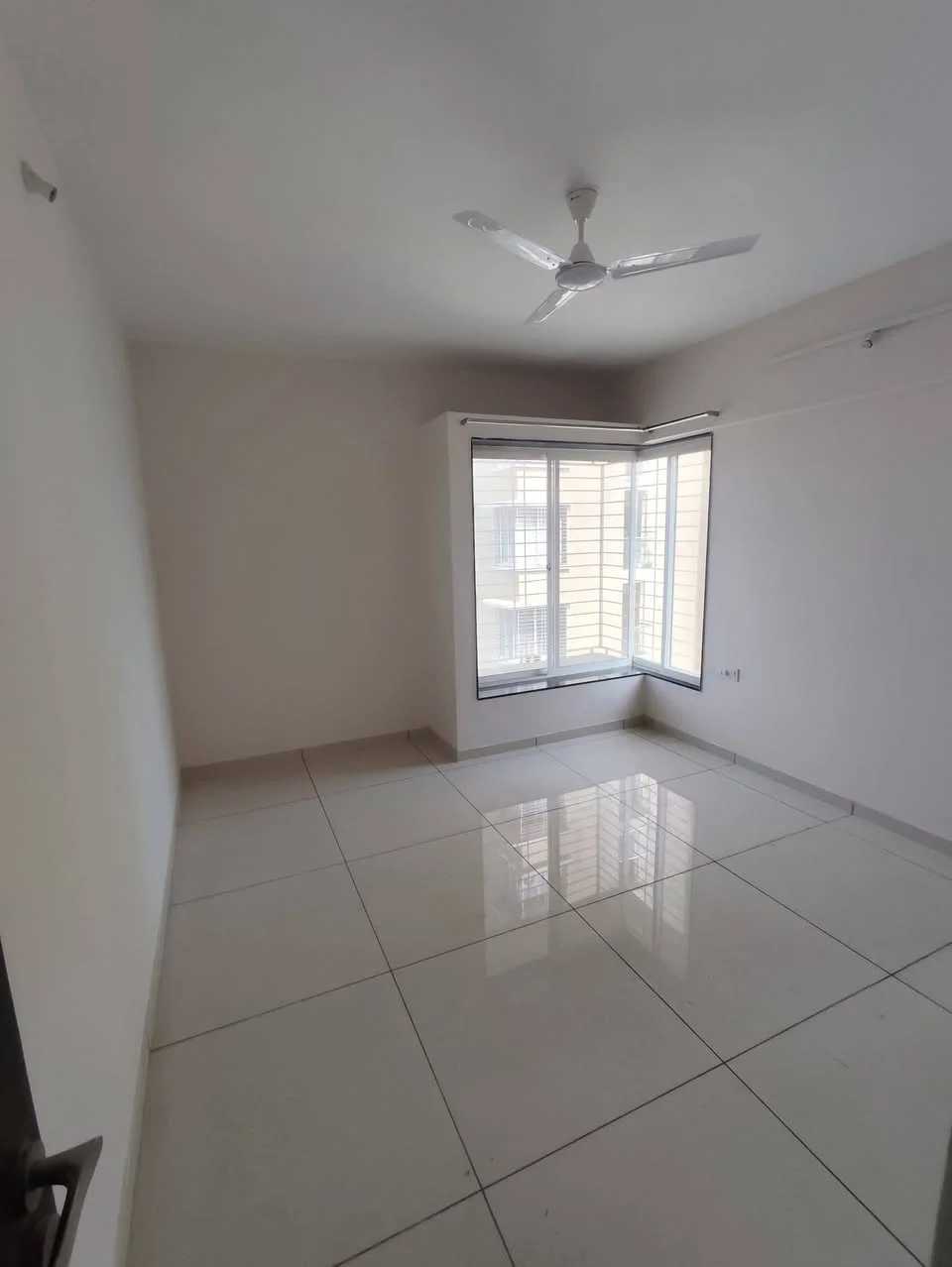 3 BHK Flat for Rent in Bhumkar Chowk