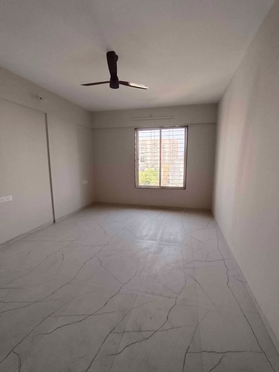 3 BHK Flat for Rent in Bibwewadi Near Mahaveer Electronic