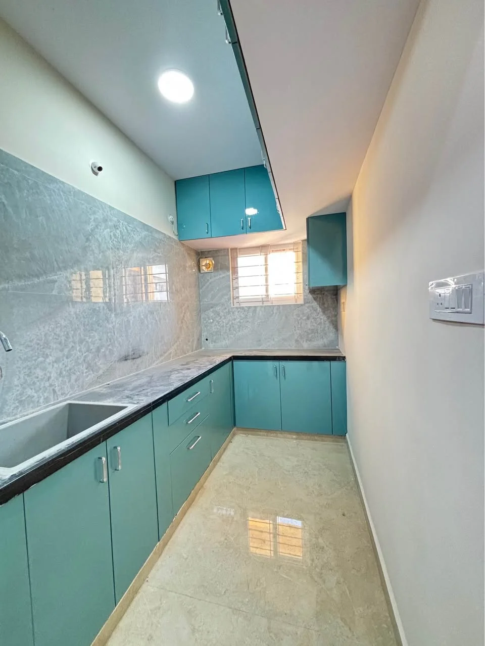 2 BHK Flat for Rent in HSRLAYOUT HARALUR