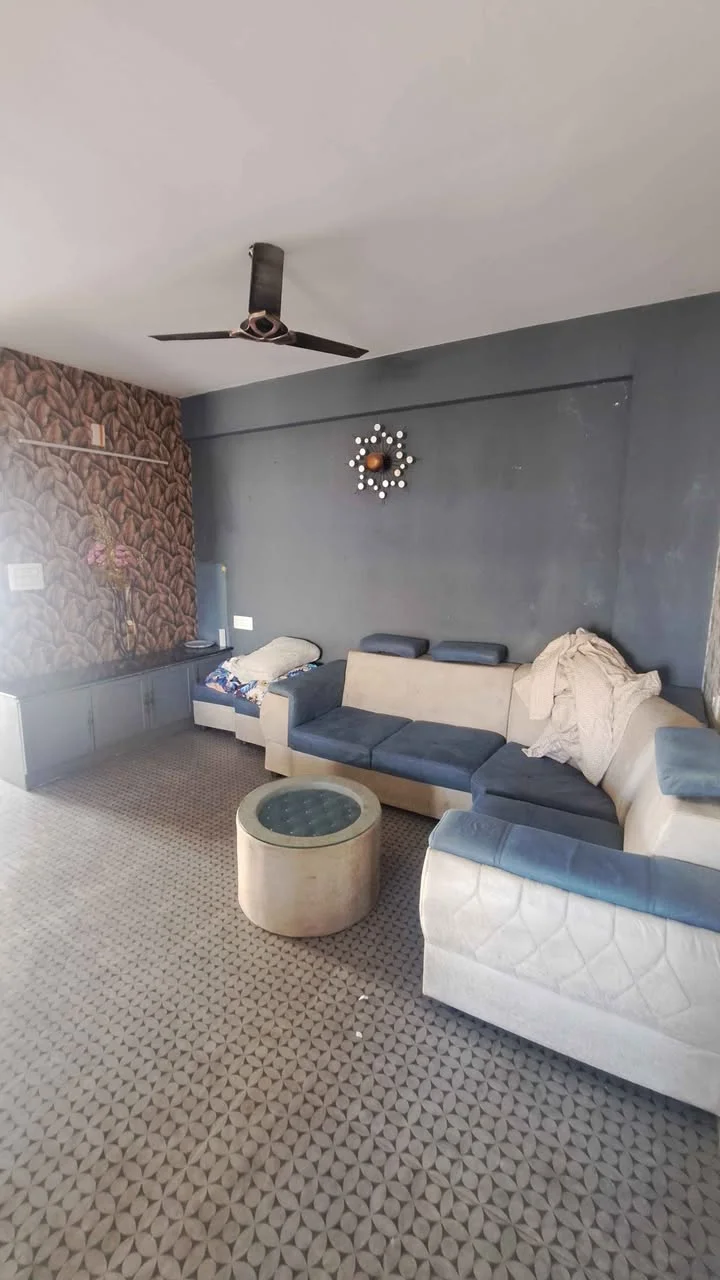 3 BHK Flat for Rent in Old Airport Road