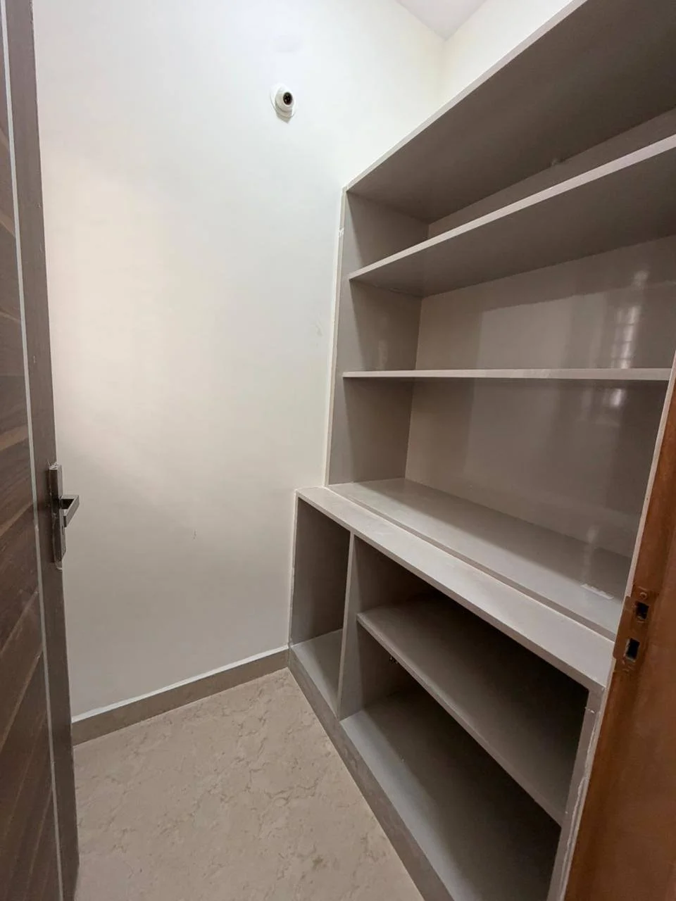 2 BHK Flat for Rent Near to HSR Layout