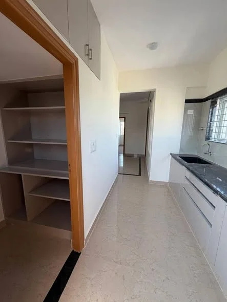 3 BHK Flat for Rent in kudlu gate metro station near hsr layout 2km