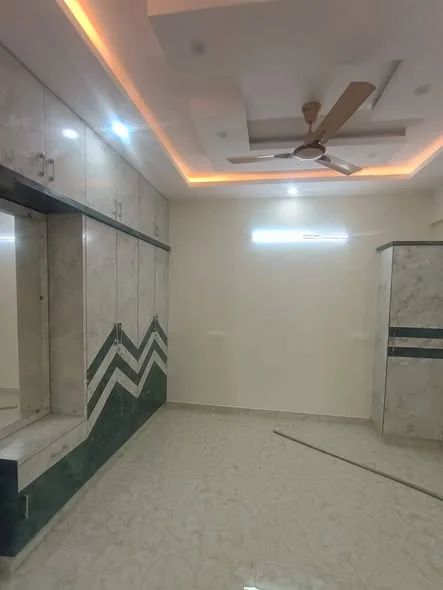 2 BHK Flat for Rent in Singasandra near HSR layout