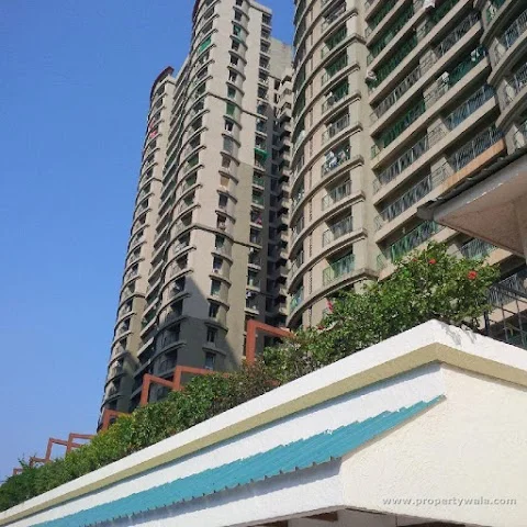 2 BHK Flat for Rent in Teen hath Naka