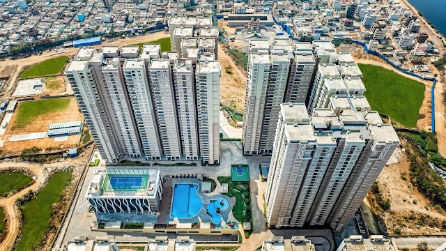 3 BHK Flat for Rent in Besides Rainbow Vista Rock Garden