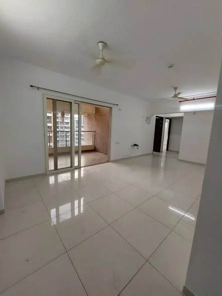 3 BHK Flat for Rent OPPOSITE TO PHEONIX MALL WAKAD PRIME LOCATION OF WAKAD
