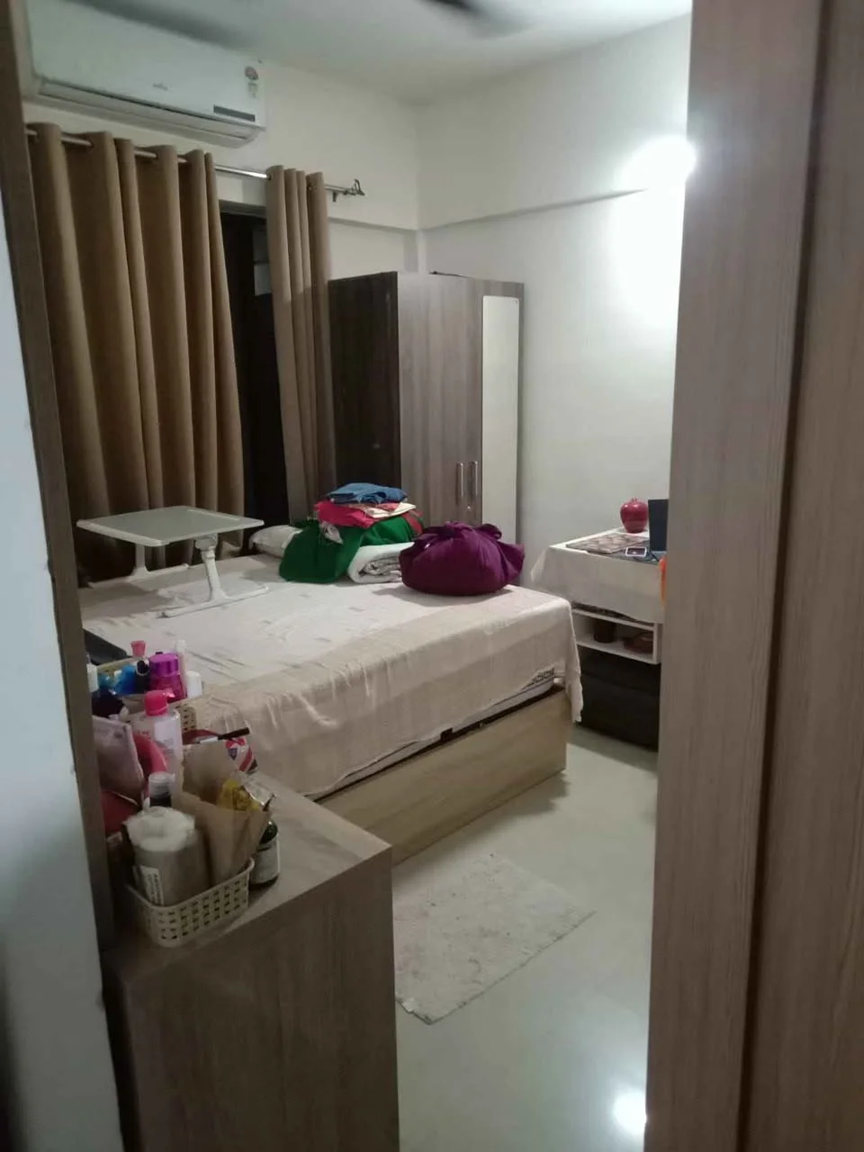1 BHK Flat for Rent in porwal road Near Market Area Near school