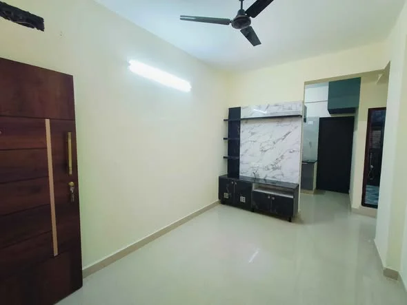 2 BHK Flat for Rent in varthur road