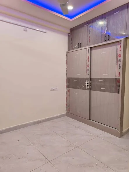 Flat for Rent in Kondapur