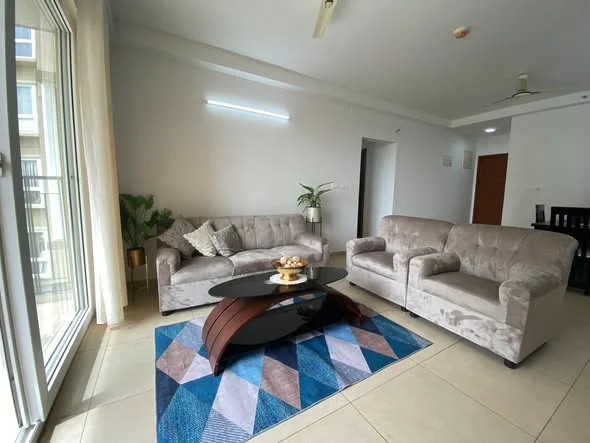 Single Occupancy for Female in 3 BHK Flat for Rent in Just 200m from Bhartiya City Mall