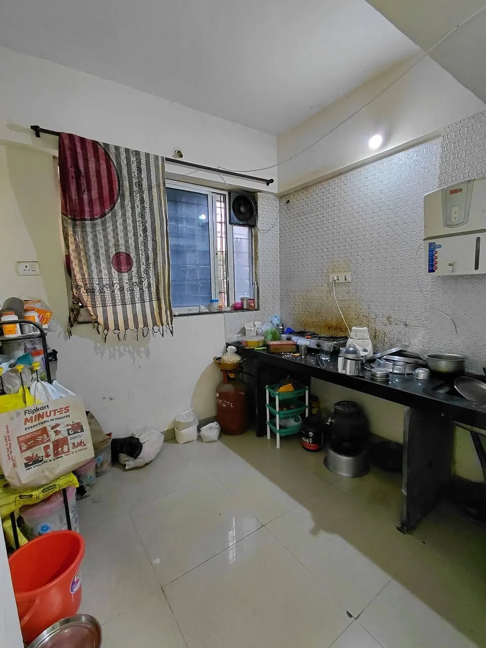 1 BHK Flat for Rent in JQ58+P4M