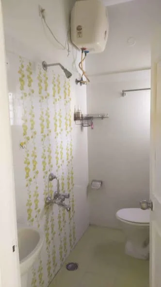 1 BHK Independent House for Rent in HRBR layout in Kalyan nagar near Manyata tech park