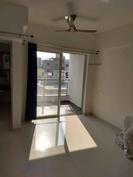 2 BHK Flat for Rent in dhanori mein road