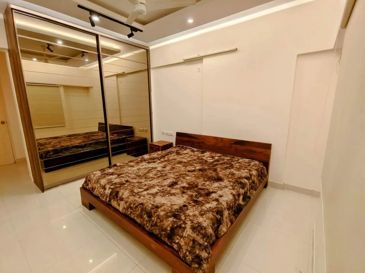 2 BHK Flat for Rent in ANEKAL SUB-DISTRICT