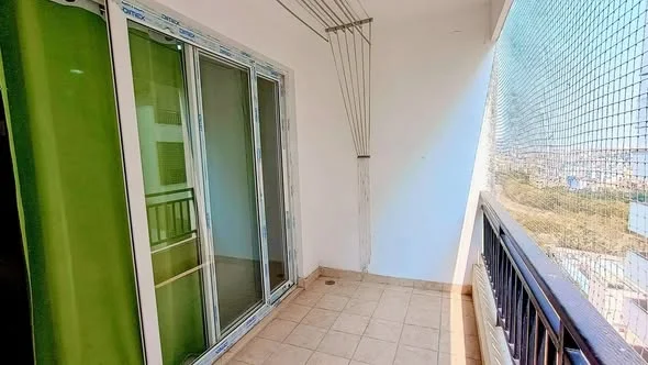 Single Occupancy in 3 BHK Flat for Rent in Behind Sharath city Mall