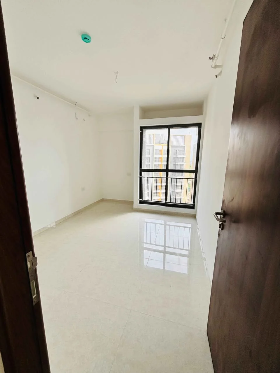 2 BHK Flat for Rent in dhanori porwal road