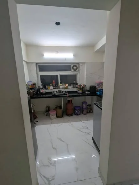 Single Occupancy for Female in 3 BHK Flat for Rent in Chembur