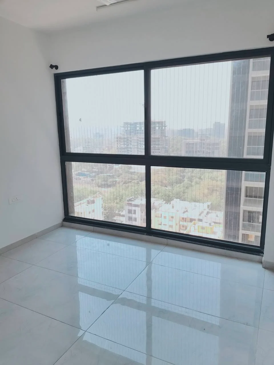 2 BHK Flat for Rent in Mantra mirari Mundhwa