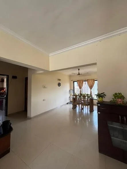 Single Occupancy for Female in 3 BHK Flat for Rent in Poonam Nagar