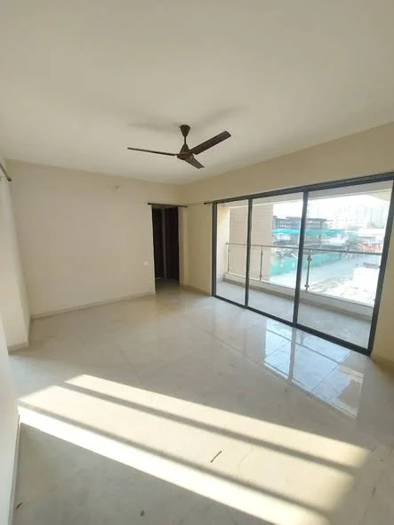 2 BHK Flat for Rent in upper Kharadi Pune nagar road nearby decathlon Close kharadi ITPP/ Deloitte/ BNY/eon/. Barclays /global business hub/City Vista