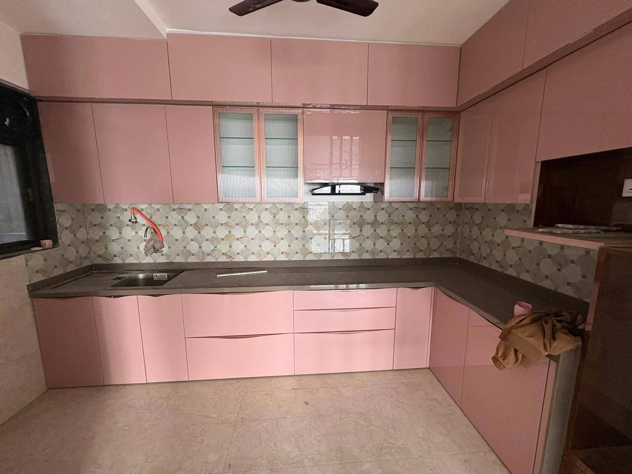 2 BHK Flat for Rent in Bhumkar Chowk Back Side of Tip Top Hotel