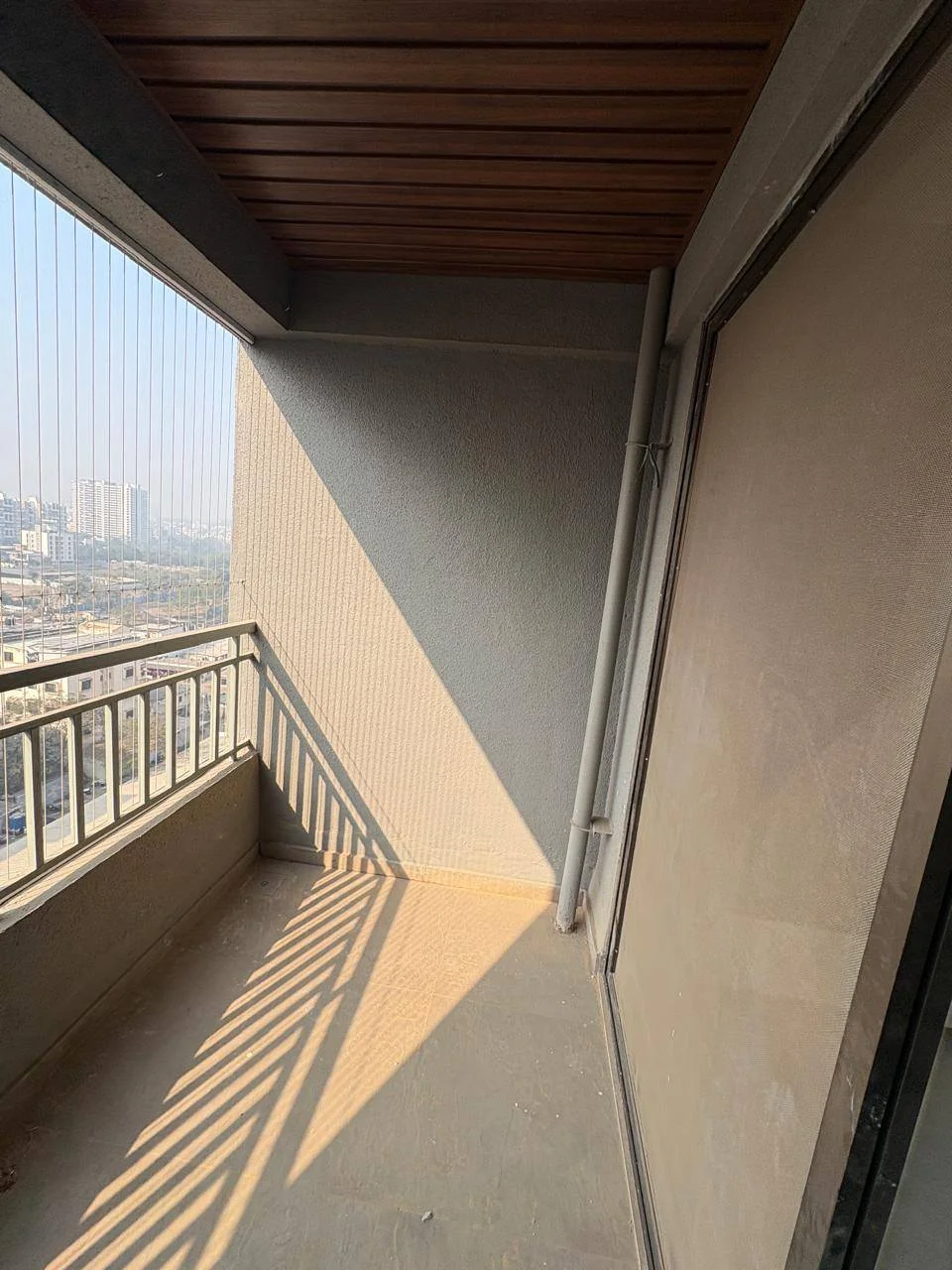 2 BHK Flat for Rent in Bhumkar Chowk Back Side of Tip Top Hotel