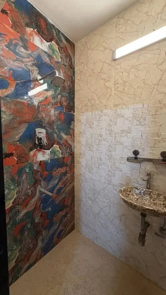 Single Occupancy in 2 BHK Flat for Rent in Oshiwara Bus Depot