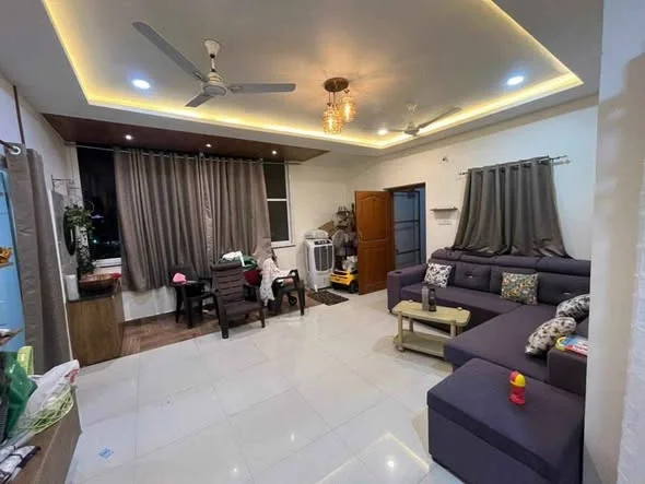 2 BHK Flat for Rent in Kondapur Botanical Garden AMB Mall Road Side