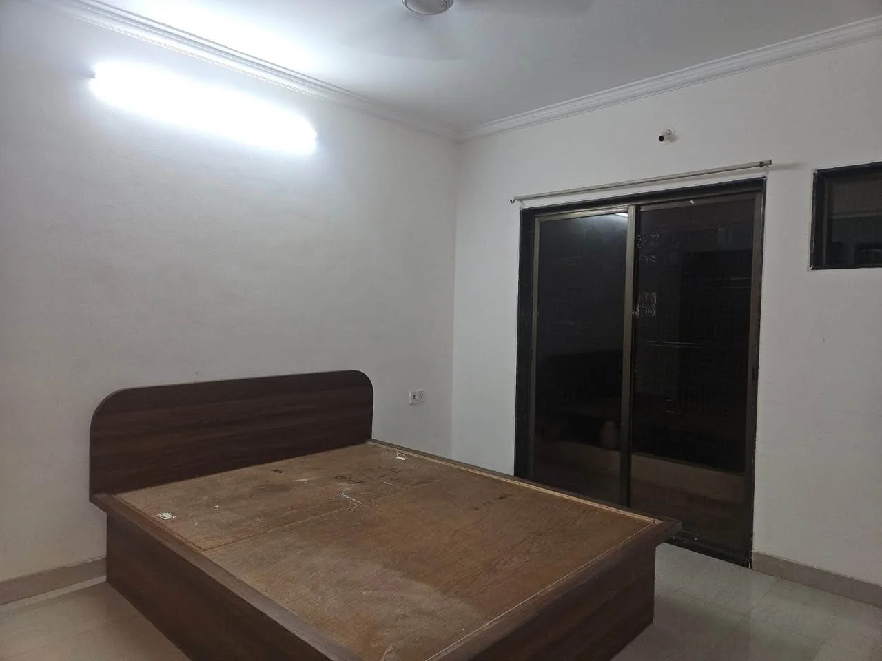 2 BHK Flat for Rent in Dhanori