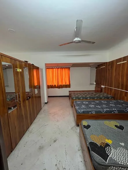 Shared for Male in 8 BHK Independent House for Rent in Uttam Towers Condominium