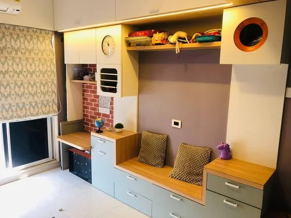 Single Occupancy for Female in 3 BHK Flat for Rent in Nehrunagar Kurla E BKC