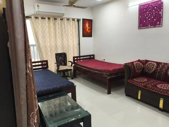Single Occupancy for Male in 1 BHK Flat for Rent in Kurla West