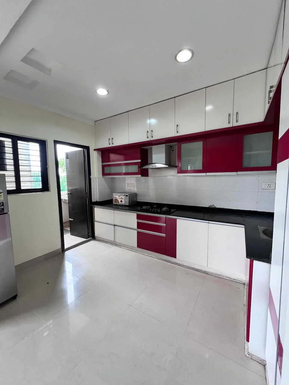 Single Occupancy for Female in 3 BHK Flat for Rent Near Manyata Tech Park