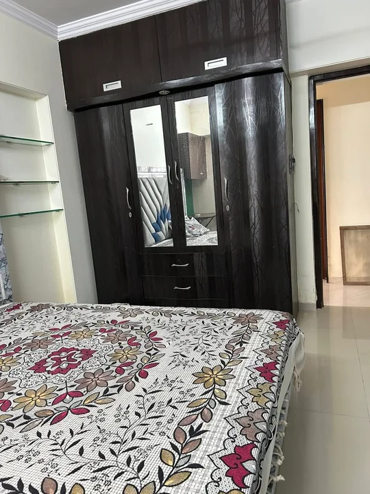 Single Occupancy for Female in 3 BHK Flat for Rent in pawai Vihar