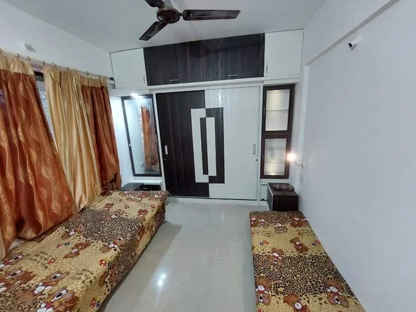 2 BHK Flat for Rent in Dhanori/ porwal Road
