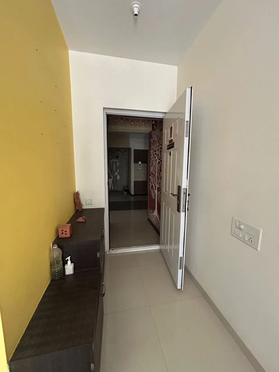 2 BHK Flat for Sale Near Shivsrushti
