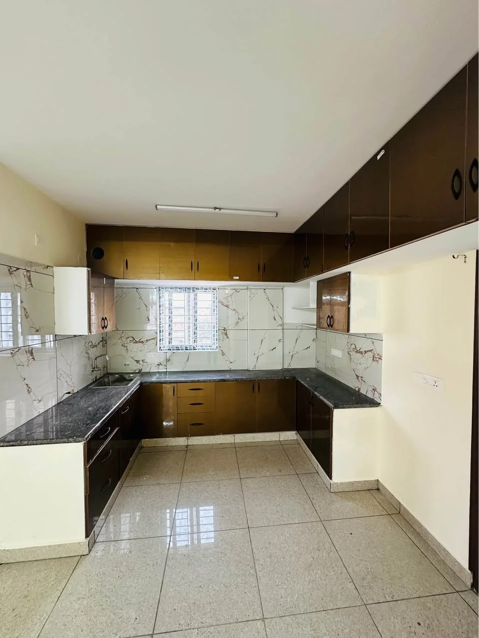 2 BHK Flat for Rent in Sarjapura Road